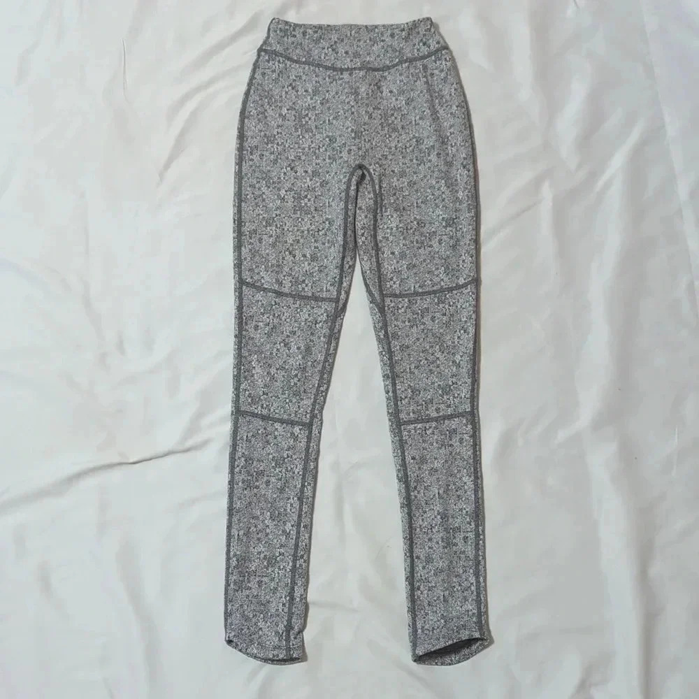 Gymshark Fleur Texture Leggings, Color Charcoal Marl Size XS